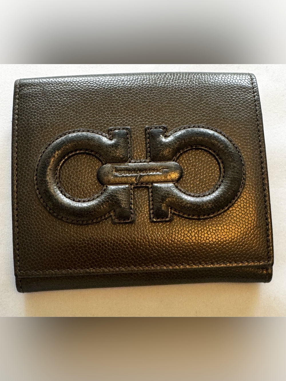 Salvatore Ferragamo Bronze Gancini Leather Wallet Made In Italy Vintage